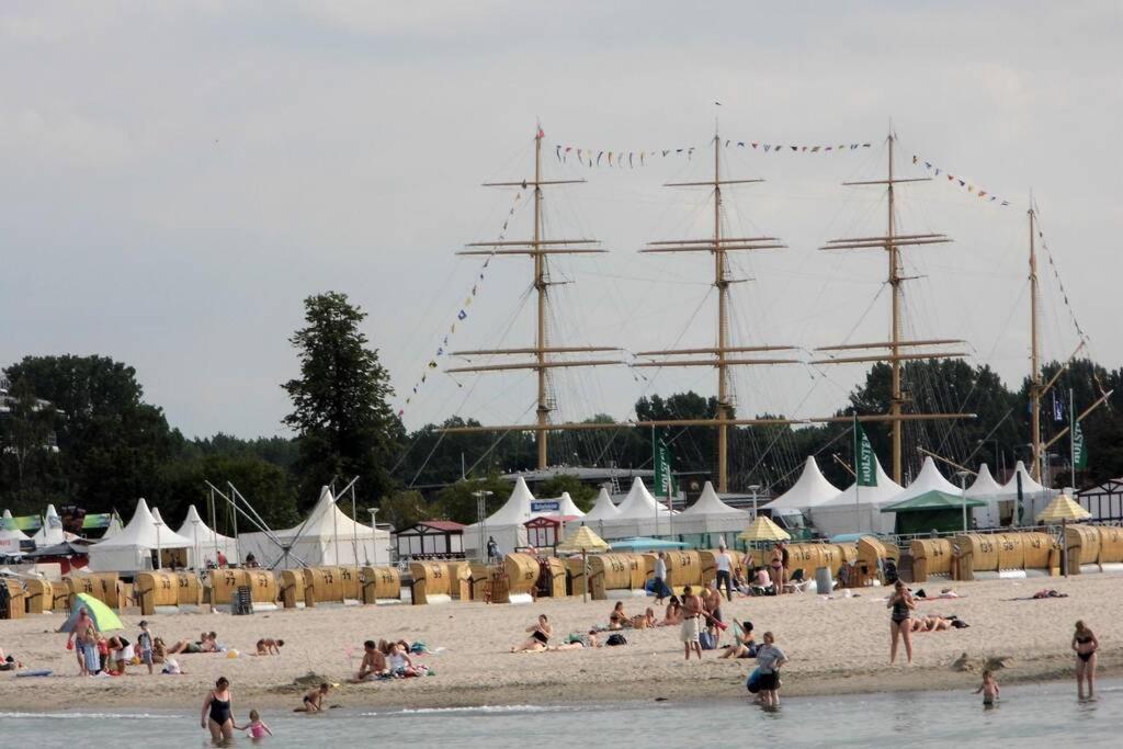 Traveloge Mit Schwimmbad Und Sauna Lübeck Eksteriør billede